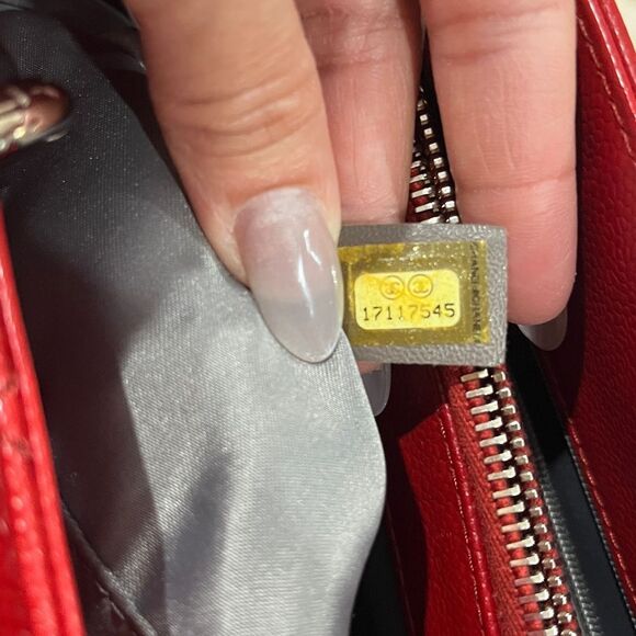 Chanel gst tote - Picture 6 of 17